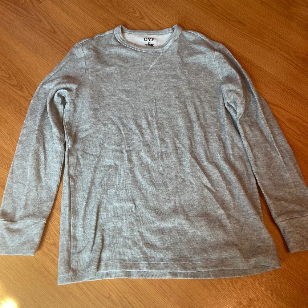 cyz gray long sleeve sweater